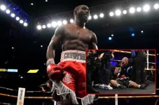 Terence Crawford KO...