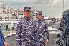 Panglima TNI Berencana...
