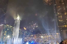 Rayakan Malam Tahun...