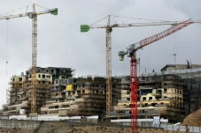 Kembali Menjabat, Ekspansi...
