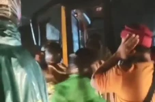 Sopir Bus Trans Mamminasata...