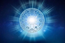 5 Zodiak yang Akan Menikah...