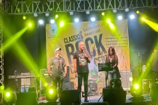 Bangkitkan Lagi Musik...