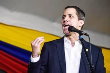 Oposisi Venezuela Lengserkan...