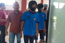 Berawal Ingin Ganti...