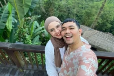 Keluarga Indra Bekti...