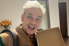 Keluarga Berusaha Cairkan...