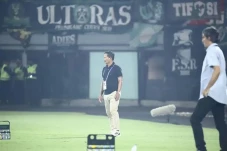 Djadjang Nurdjaman Resmi...