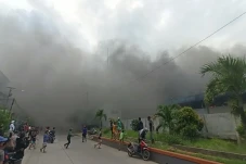 Gudang di Muara Baru...