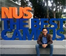 Keren, Lulusan Unesa...