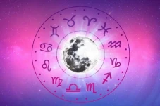 6 Zodiak yang Akan Beruntung...