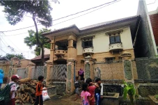 Viral Rumah Mewah Terbengkalai...