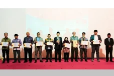 Jawab Tantangan Teknologi,...
