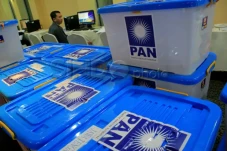 PAN Siap Menyambut PDIP...