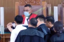 Video Viral Hakim Wahyu,...