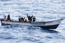 Kelompok Bajak Laut...