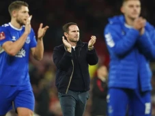 Karier di Everton dalam...