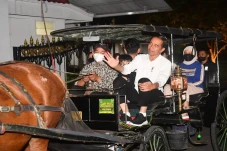 Nikmati Malam Minggu...