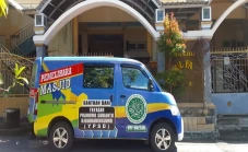 Prabowo Beri Bantuan...
