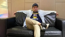 4 Artis yang Bantu Biaya...