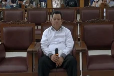 Kuat Maruf Anggap Tawaran...