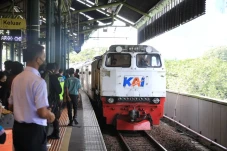 417.500 Penumpang KA...
