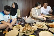 Raffi Ahmad Ajak Keluarga...