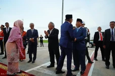 Sahabat Lama, Prabowo...