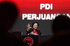 Guyonan Megawati: Pak...