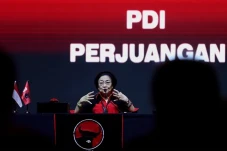 Megawati Ogah Umumkan...