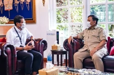 Sandiaga Uno Mau Ketemu...