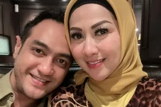 Venna Melinda Sempat...