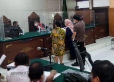 Sidang Perdana Gugatan...