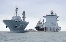 China Luncurkan Kapal...