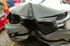 Sopir Diduga Ngantuk,...