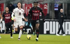 Hasil AC Milan vs Torino:...