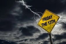Mengenal Friday the...
