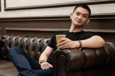 Rezky Aditya Dipolisikan...