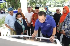 Gubernur Sugianto Sabran...
