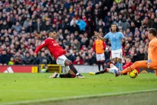 Gol Sempat Dianulir,...