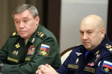Rusia Ganti Komandan...