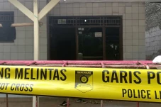 Fakta Sekeluarga Keracunan...