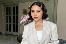 Ingin Jadi Dosen, Prilly...