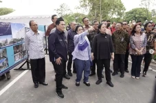 Kembangkan Warisan Bung...