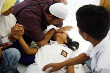 Heboh Puluhan Pelajar...