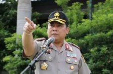5 Komisaris Jenderal...