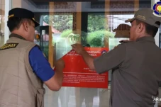 Penuhi Standar Keselamatan...