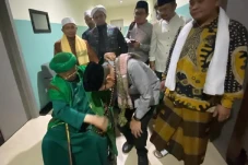 Bertemu Abah Aos di...