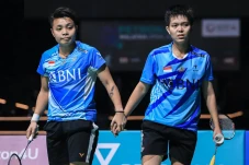 Duet Apriyani/Fadia...
