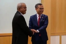 Menteri Komunikasi Malaysia...
